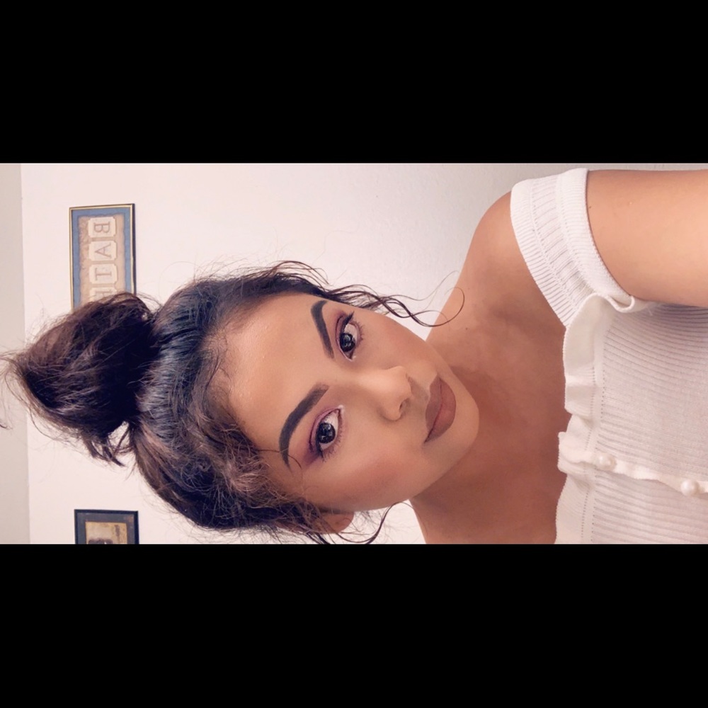 Cute Vanilla top 🍦